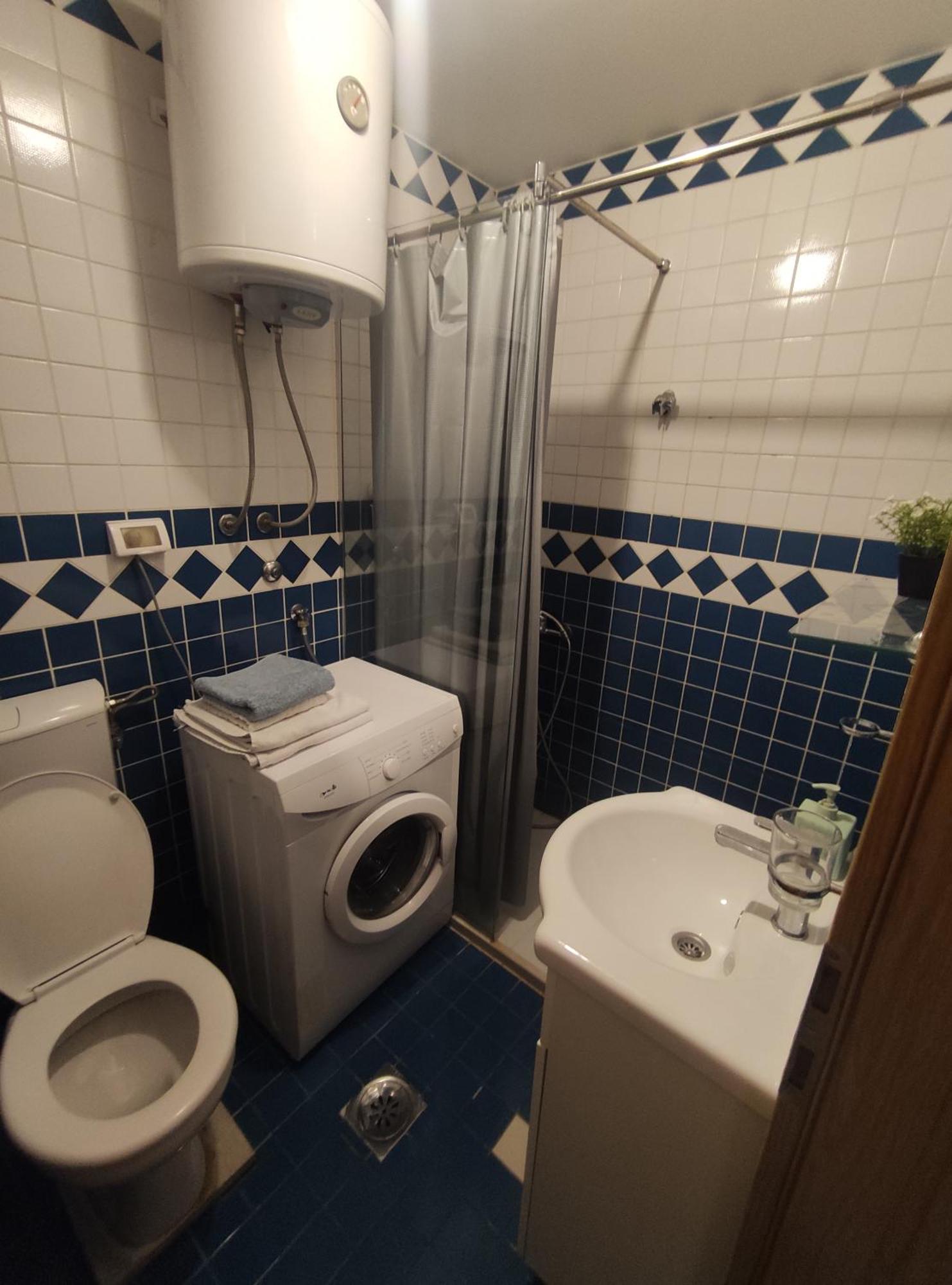 Apartment Pg *